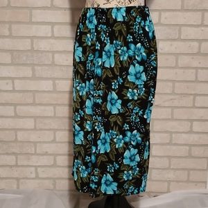 Susie's Essentials Skirt